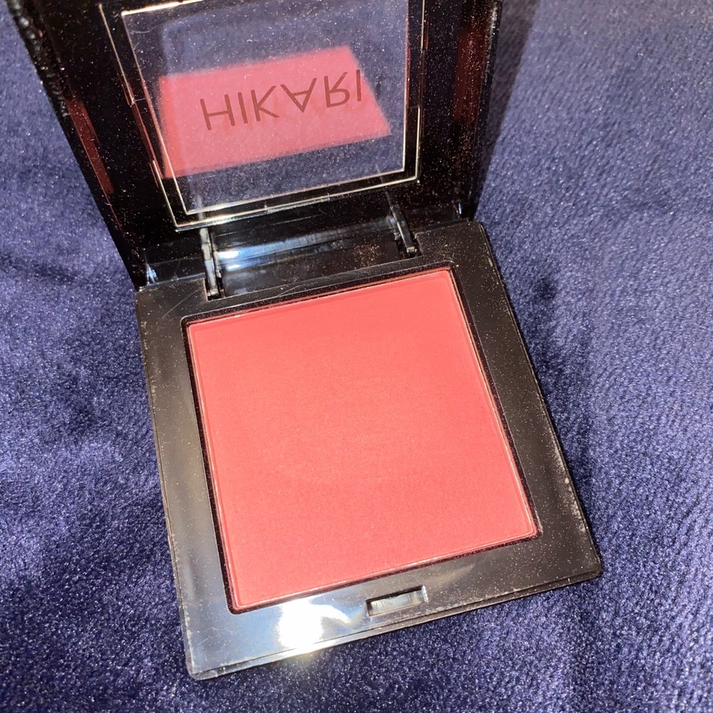 Hikari Cosmetics Blush